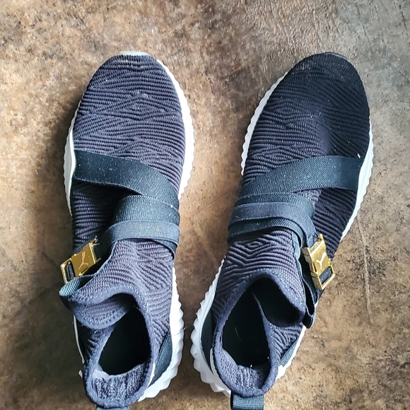 PUMA Defy Mid Athletic Slip On Tennis Shoe - Picture 6 of 6